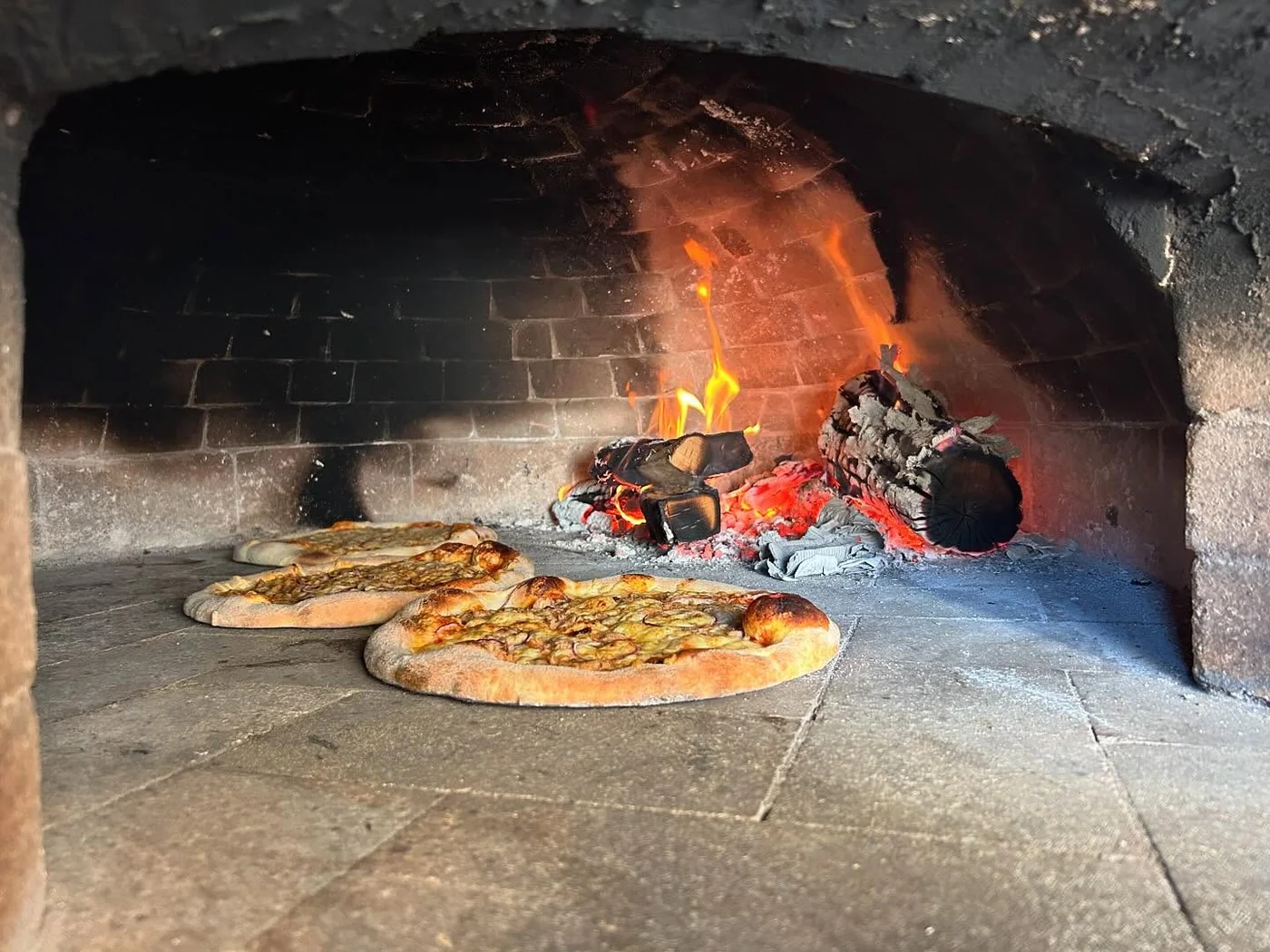 Pizze u krušnoj peći